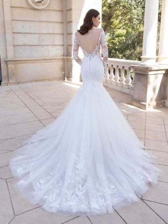 Elysee by Enzoani Savannah #1 thumbnail