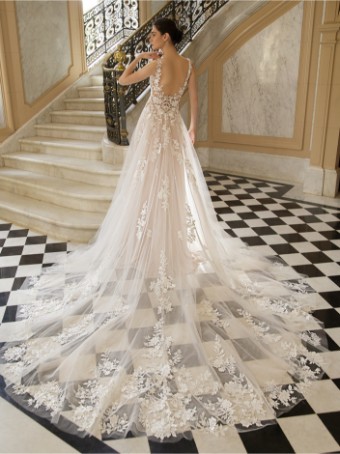 Elysee by Enzoani Ines #1 thumbnail