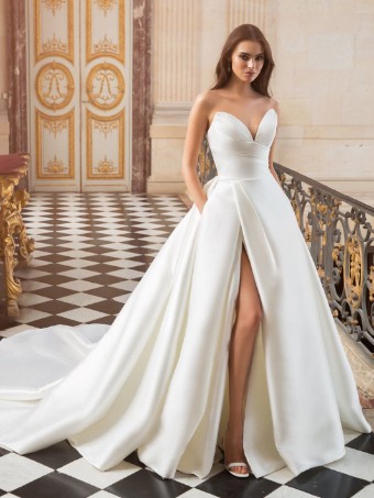 Elysee by Enzoani Bancroft #0 thumbnail