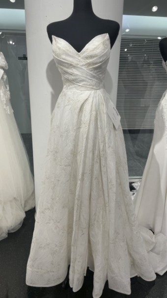 Allure Bridals A1200 #5 Ivory/Silver thumbnail