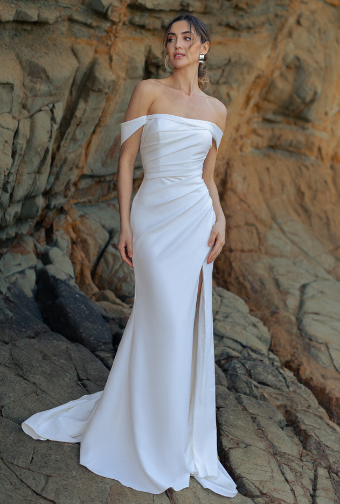 Allure Wilderly Bride F348 Peony #0 Ivory thumbnail