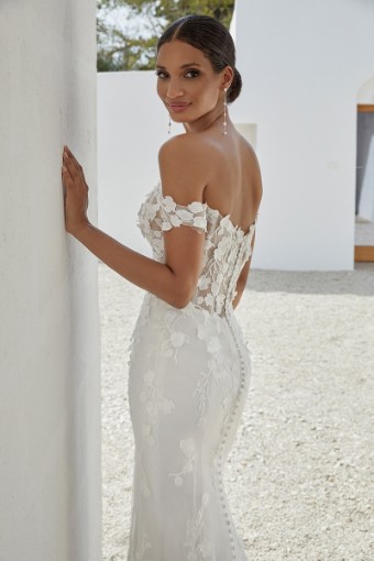 Adore by Justin Alexander 11350 Ariana #2 Ivory/Latte thumbnail