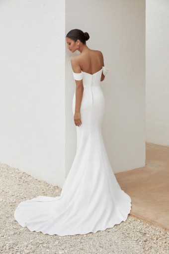 Adore by Justin Alexander 11340 Annalina #1 Ivory thumbnail