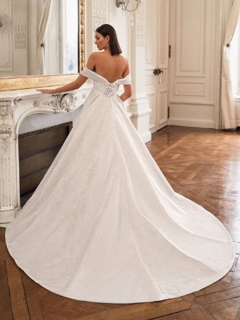 Elysee by Enzoani Frederique #1 Ivory thumbnail