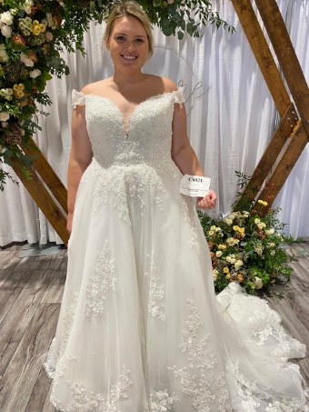 Allure Couture C682L #0 Ivory/Nude thumbnail