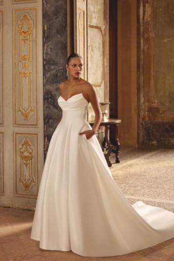 Justin Alexander 88448 Kara #8 Ivory/Latte thumbnail