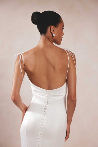 Adore by Justin Alexander 11383X(no slit) Lucienne #3 Ivory thumbnail