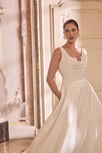 Justin Alexander 88482 Lindsay #2 Ivory/Latte thumbnail