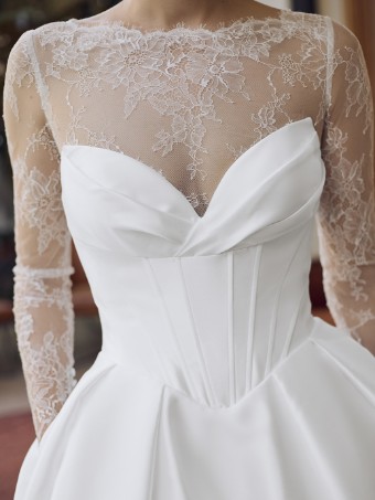 Elysee by Enzoani Giovanna-M B #4 Ivory thumbnail
