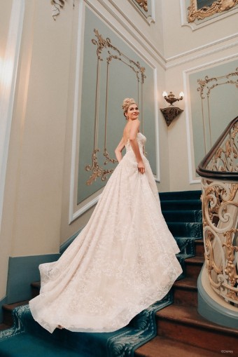 Disney Fairy Tale Weddings D363 Cinderella #1 Ivory/Nude thumbnail