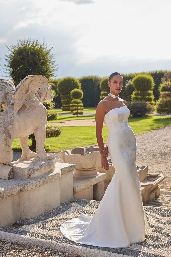 Justin Alexander 88454 Kirsten #4 Ivory thumbnail