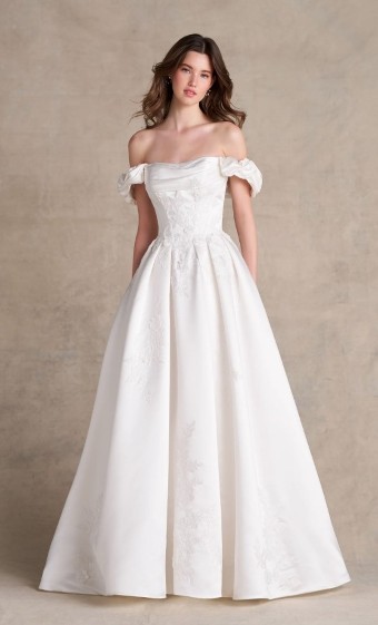 Allure Romance R3972 #0 Ivory thumbnail