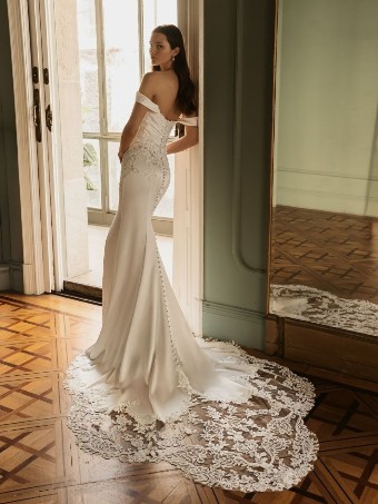 Elysee by Enzoani Hope B #1 Ivory thumbnail