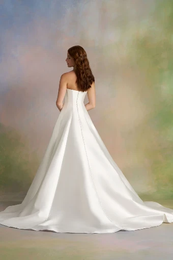 Allure Romance R4004 #1 Ivory thumbnail